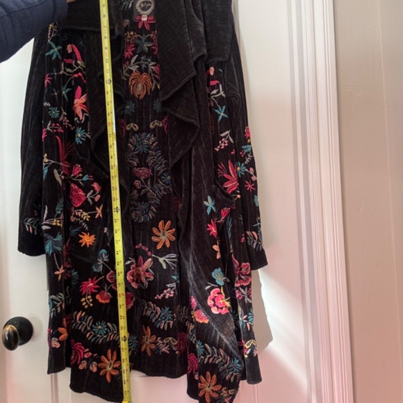 Johnny Was BIYA Leonne Wrap Cardigan Black Velour Knit Multi Color Embroidered - Picture 4 of 7